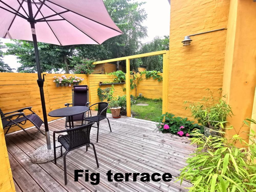 The Fig Studio - "Den Gule Svane" Guest House - Near Ronne & Beach Exteriér fotografie